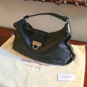 FERRAGAMO HAND BAG